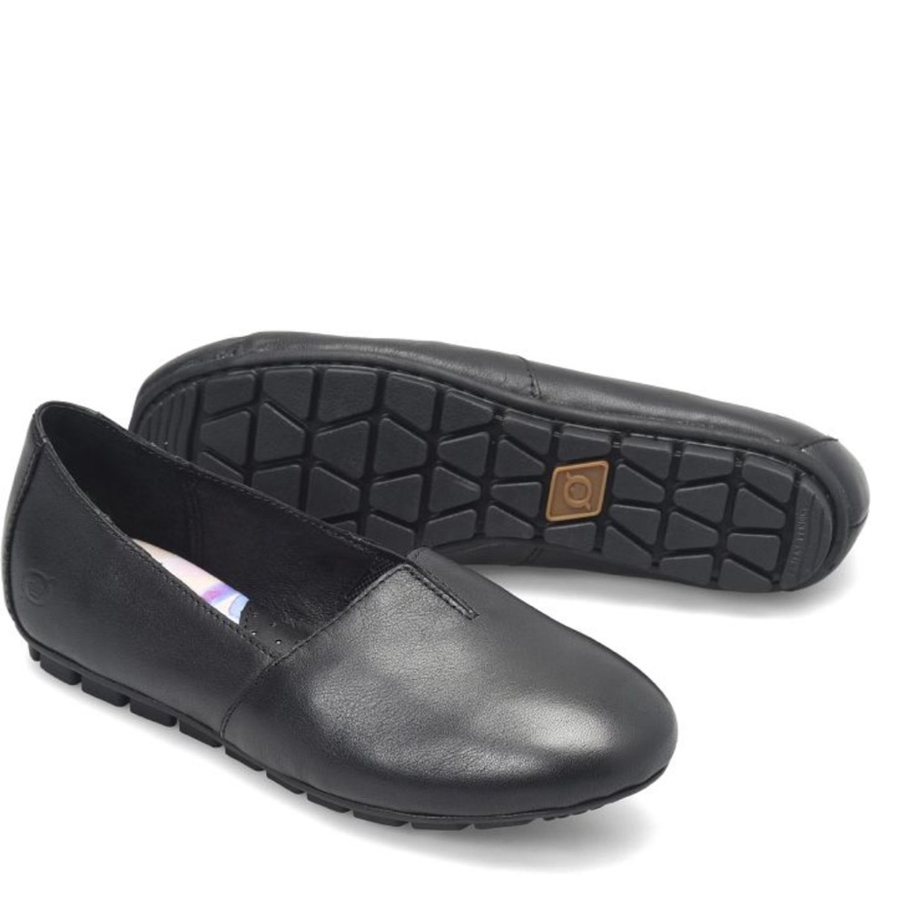 BORN SEBRA Soft Black Leather Slip On Comfort Flats Women’s Size 6.5